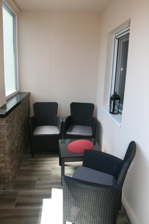 Lola Apartments Banja Koviljača Eksteriør billede